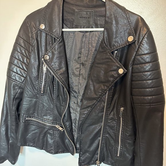 Leather Jacket - Picture 1 of 3